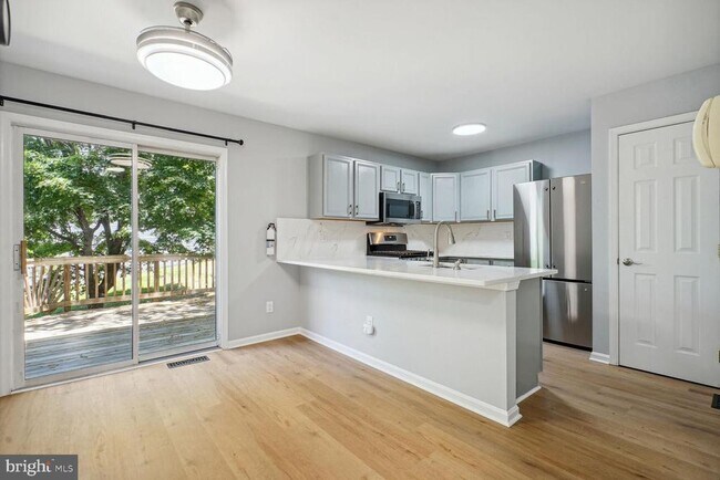 Building Photo - 6146 Kendra Way