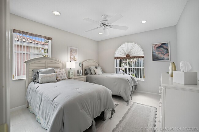 Building Photo - 12573 Coral Lakes Dr