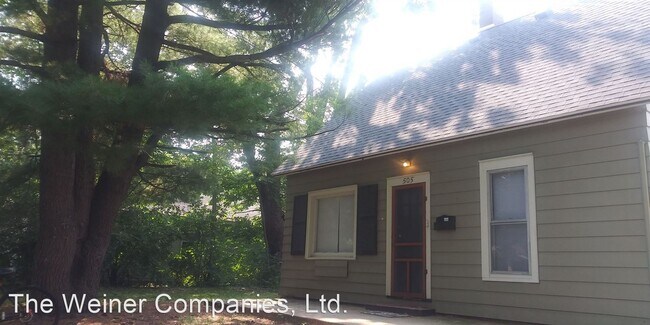 Primary Photo - 4 br, 3 bath House - 505 E. Elm St.