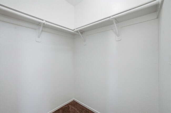 Building Photo - Stunning 4 bedroom home In North Las Vegas