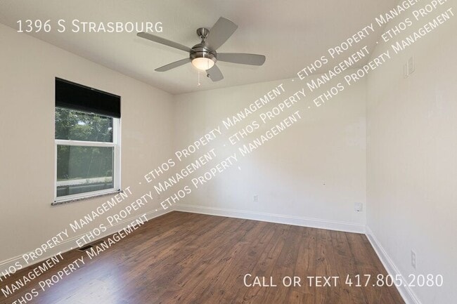 Building Photo - 1396 S Strasbourg-