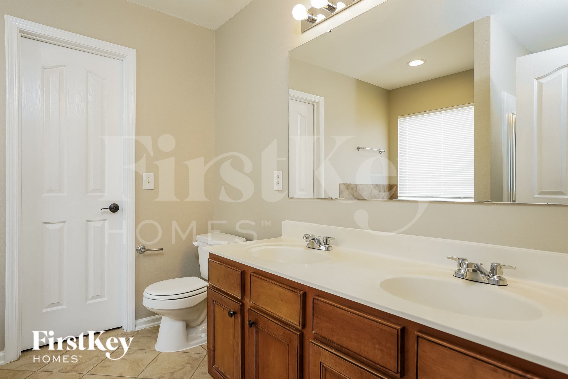 Building Photo - 1403 Paulonia Way