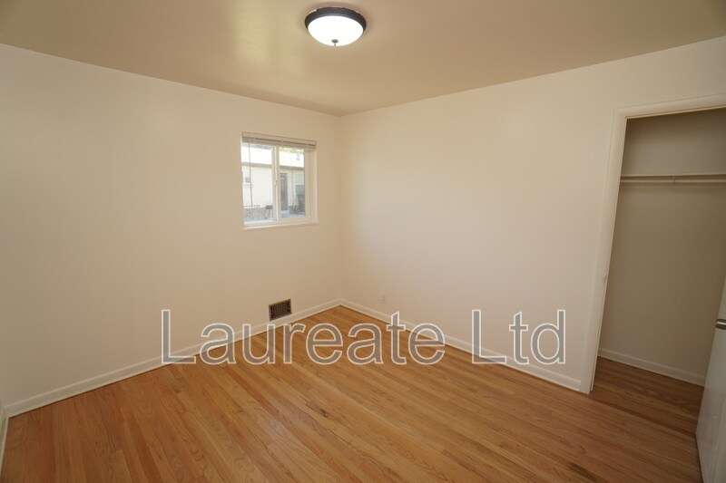 Building Photo - 4475 E Yale Ave