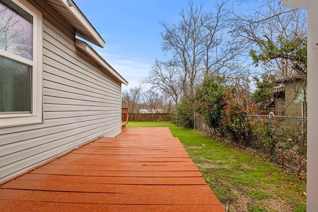 Building Photo - 8910 San Leandro Dr