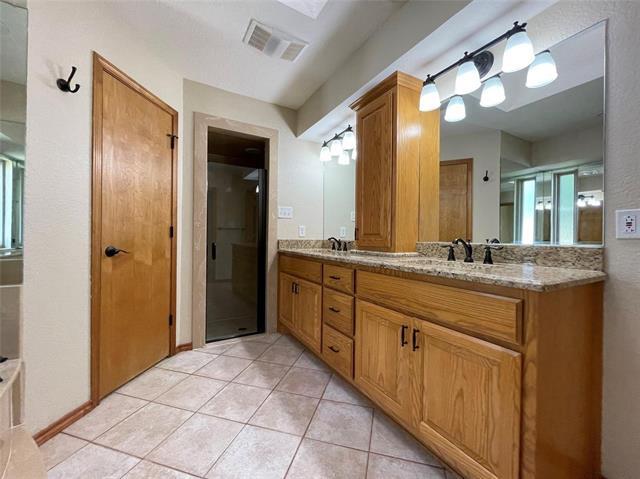 Building Photo - 6340 Grauton Dr