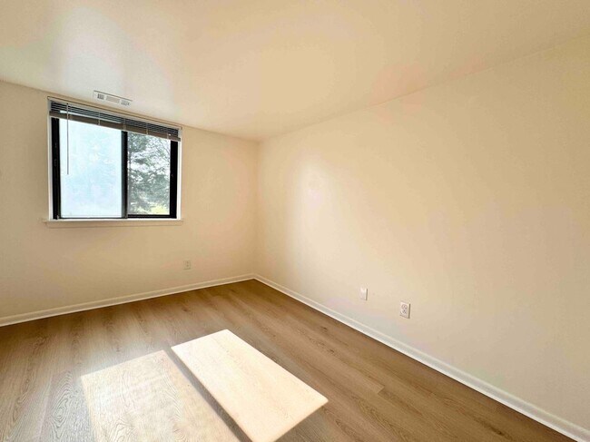 Building Photo - 3602 Rustic Ln