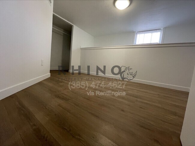 Building Photo - 1144 S 200 E