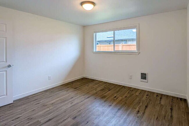 Building Photo - 8026 51st Ave NE