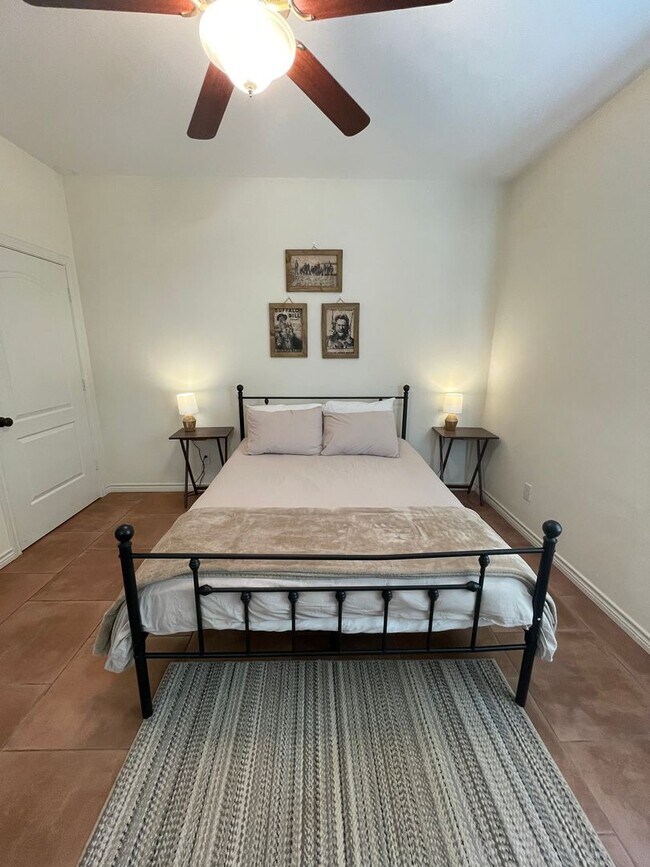 Building Photo - Brand New 1 Bedroom / 1 Bathroom Apartments in Lindale!