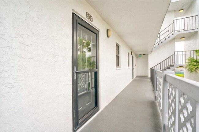 Building Photo - 9235 SW 8th St