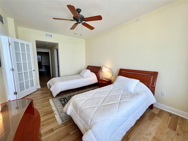 Building Photo - 6001 N Ocean Dr