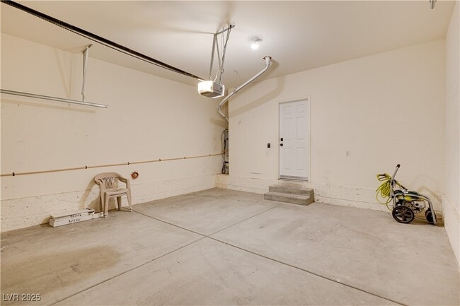 Building Photo - 216 Serenity Crest St