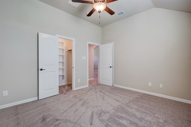 Building Photo - 9006 Forest Park Ct