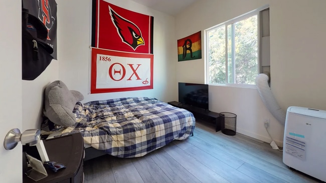 Building Photo - 6252 Dorothy Dr