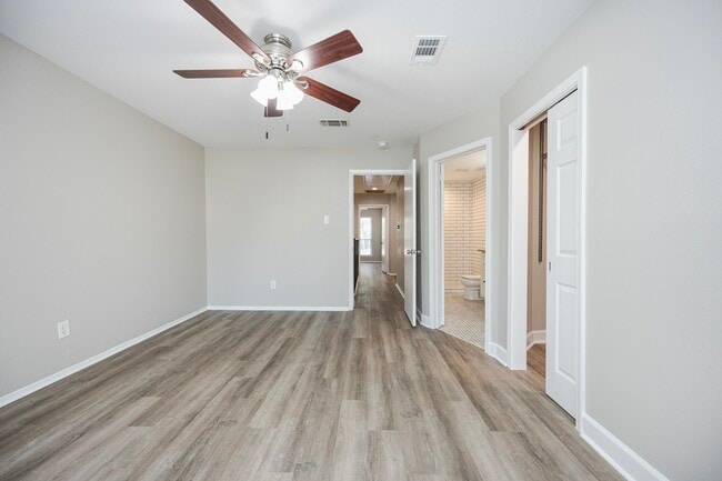 Building Photo - 5005 Georgi Ln