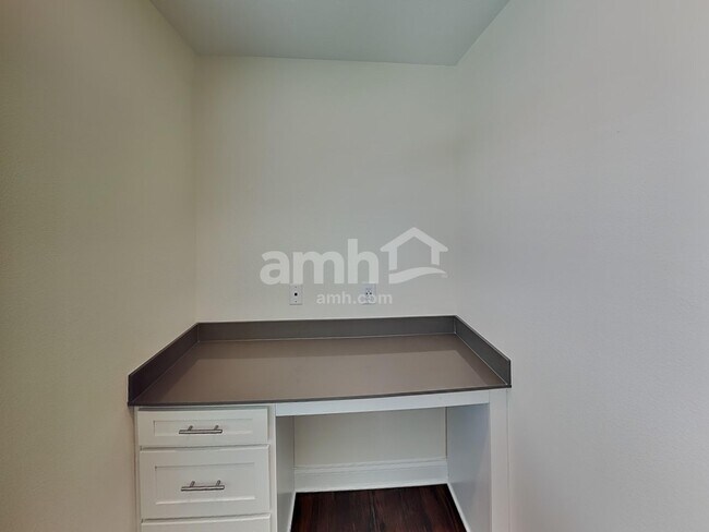 Building Photo - 2563 Sunrise Lndg Lp