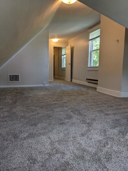 Bedroom 3 - 2939 Cleinview Ave