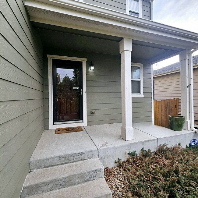 Building Photo - 5387 Laredo Ct