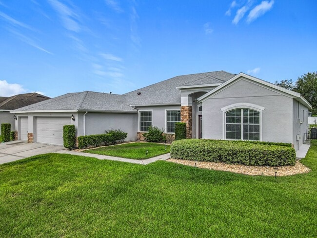 Building Photo - Clermont Pool Home