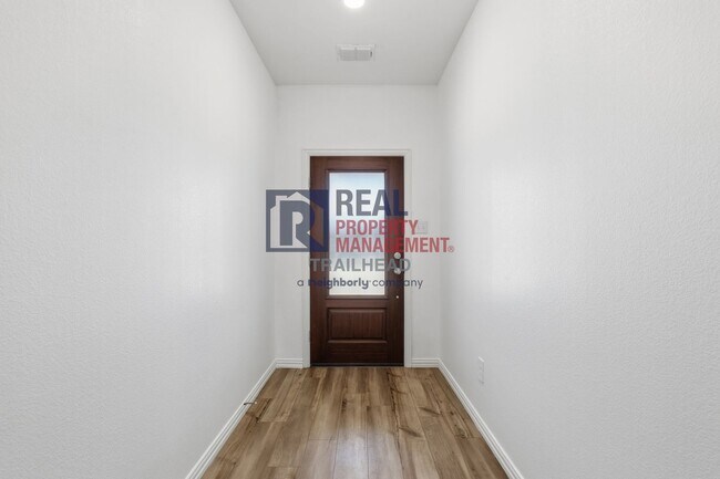 Building Photo - Well-Designed 4-Bedroom Home with Modern Finishes in Haslet