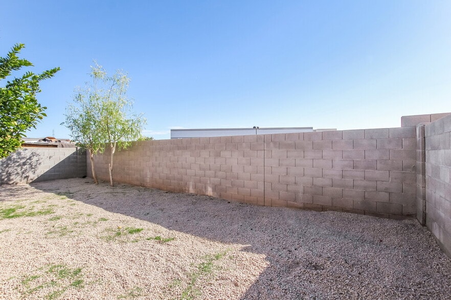 Building Photo - 11755 W Banff Ln