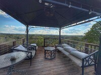 Building Photo - Fully Furnished 2/1