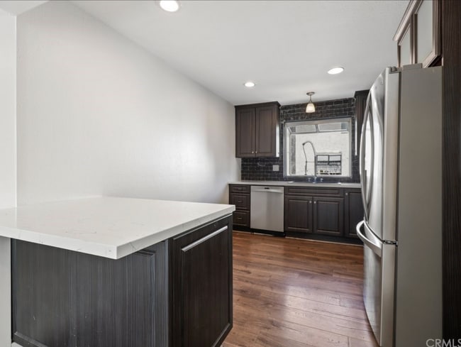 Building Photo - 5323 Coldwater Canyon Ave