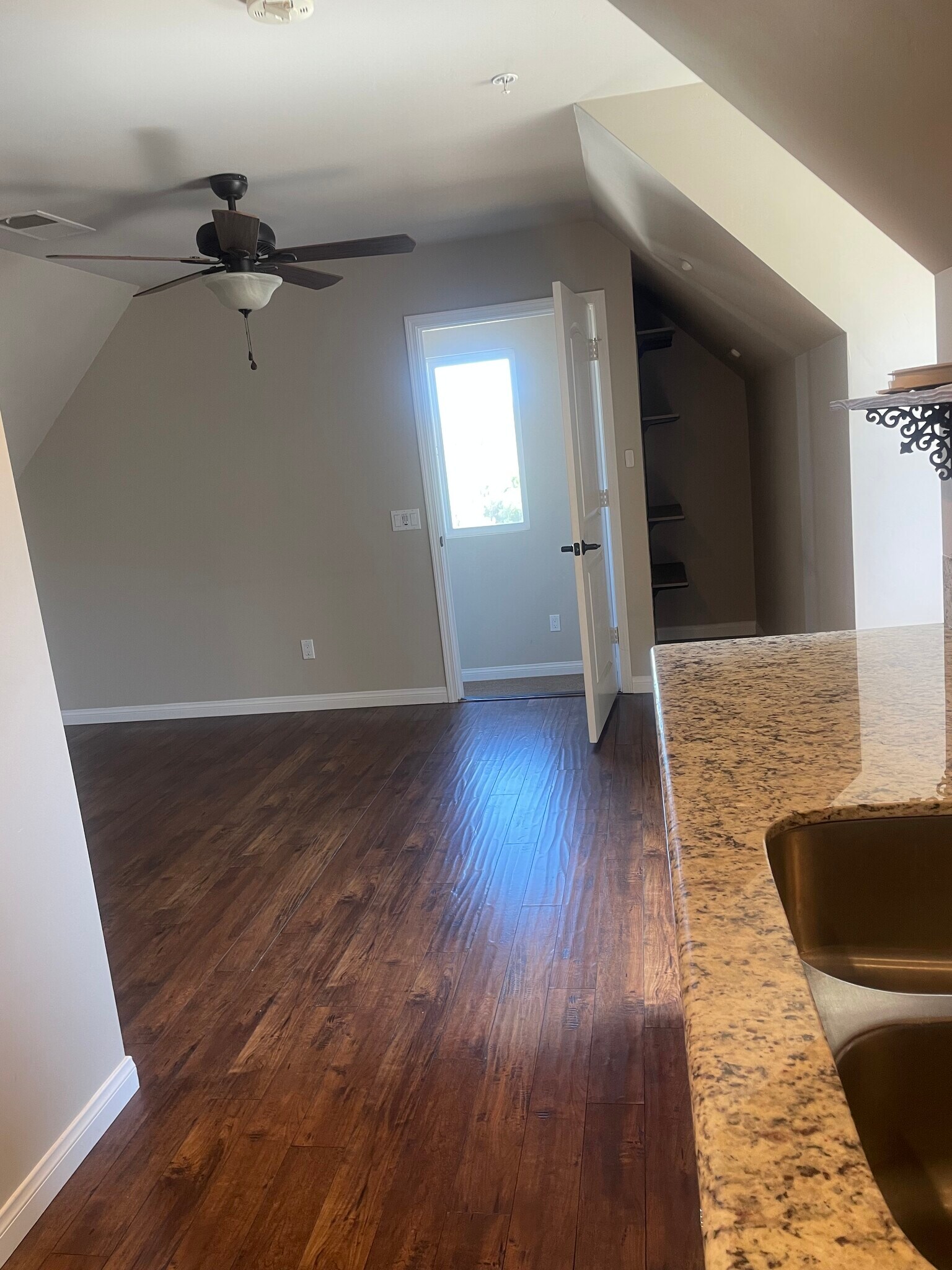 Building Photo - 32081 Anna Marie Ln