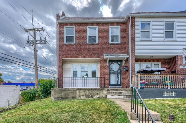 Building Photo - 4131 Mary Ave