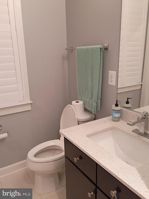 Building Photo - 3113 Sundrops Ct