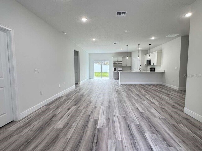 Building Photo - 3832 SW 157th Place Rd