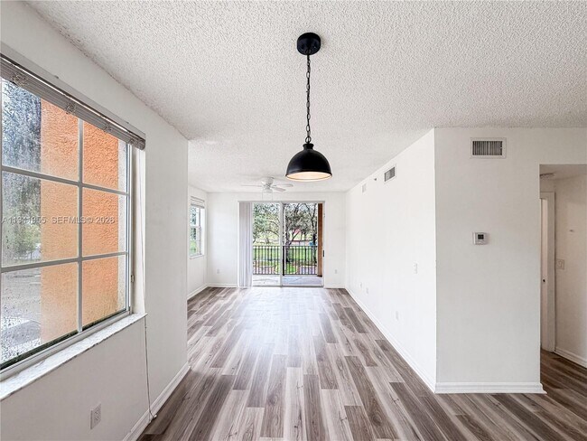 Building Photo - 2080 W Preserve Way