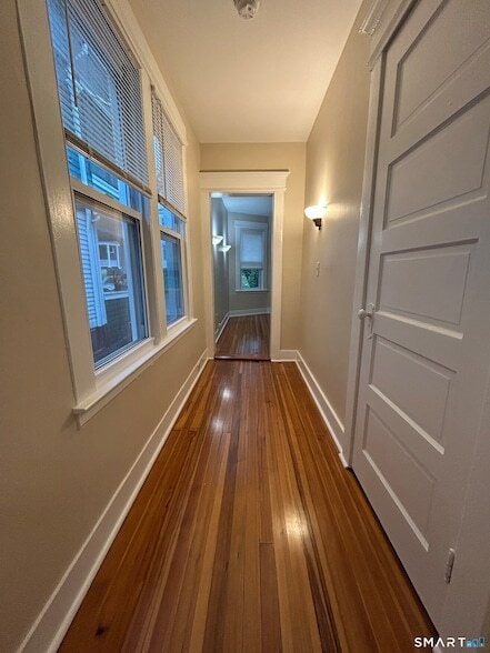 Building Photo - 37 Pardee Pl