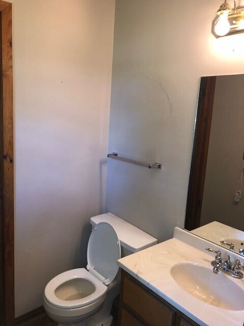 Building Photo - Renovated 3 Bedroom 2 Bath home with Bonus...