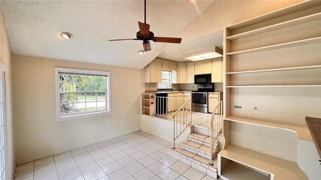 Building Photo - 1807 N Park Ave