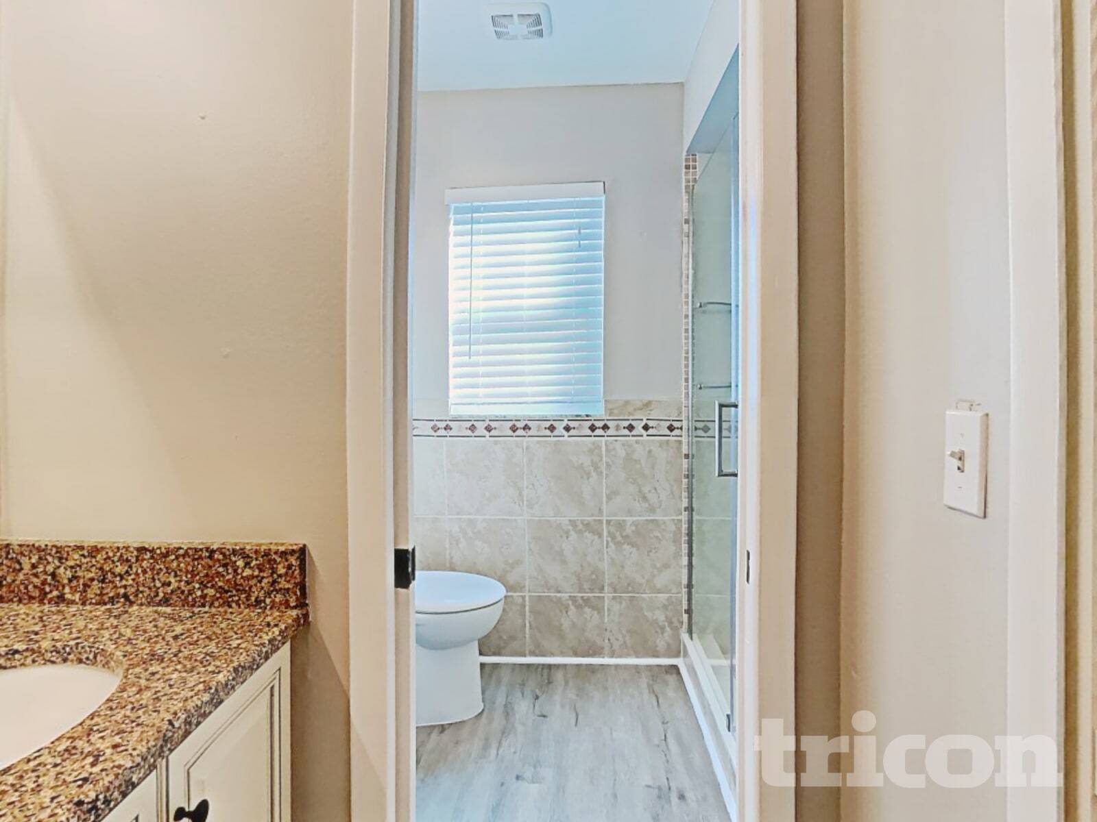 Building Photo - 2942 Mallorn Way