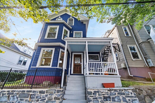 Building Photo - 53 Prescott St