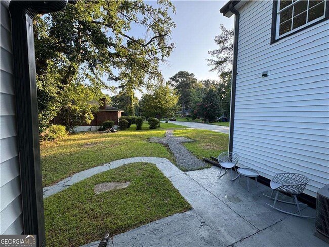 Building Photo - 1687 Porter Dr NW