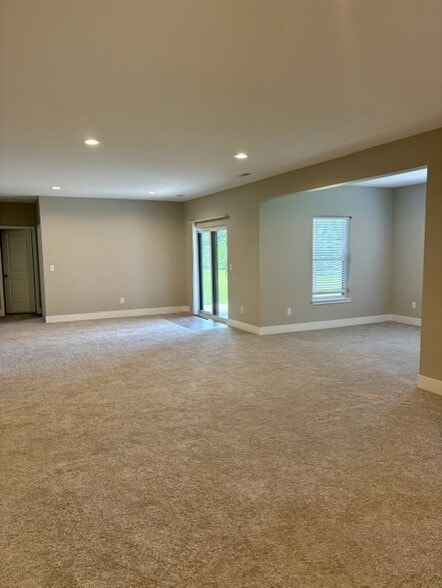 Building Photo - 240 Smola Woods Ct