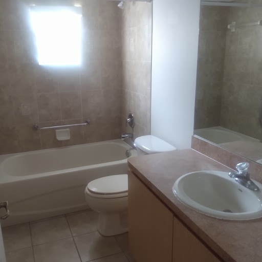 Building Photo - 7465 Canterbury St