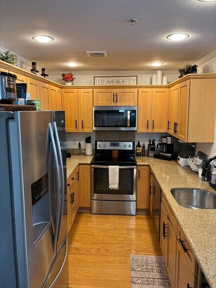 Building Photo - 361 Revere Beach Pky
