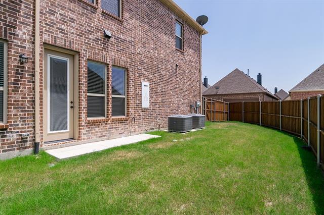 Building Photo - 573 Enfield Dr