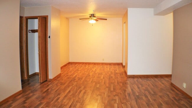Building Photo - $1,125 | 2 Bedroom, 1.5 Bathroom 1st Floor Condo | No Pets | Sublease* | Available for August 1st...