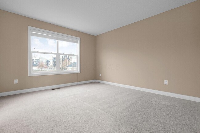 Building Photo - 5527 Albany Terrace Way