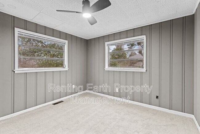 Building Photo - 1633 32nd Street Ensley