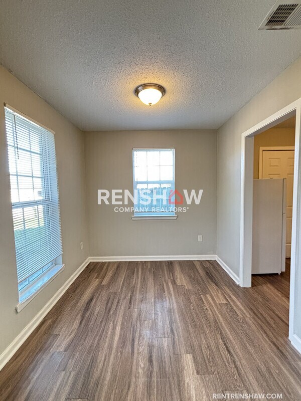 Building Photo - 2998 Elbert Cove