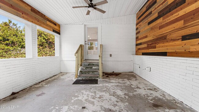 Building Photo - 1207 Buena Vista Blvd