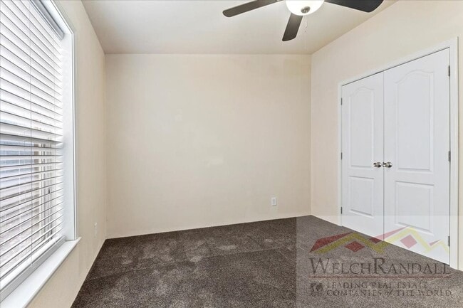 Building Photo - Beautiful 3 Bed 2 Bath Townhome in West Haven