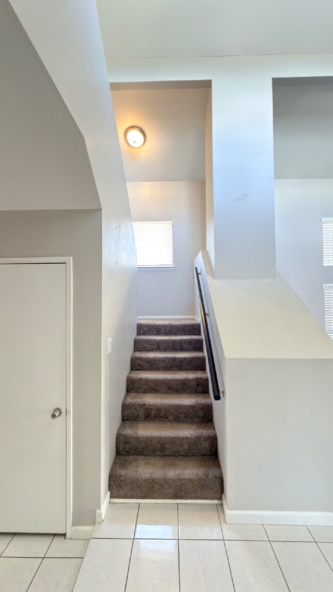 Building Photo - 7813 Cibola Dr