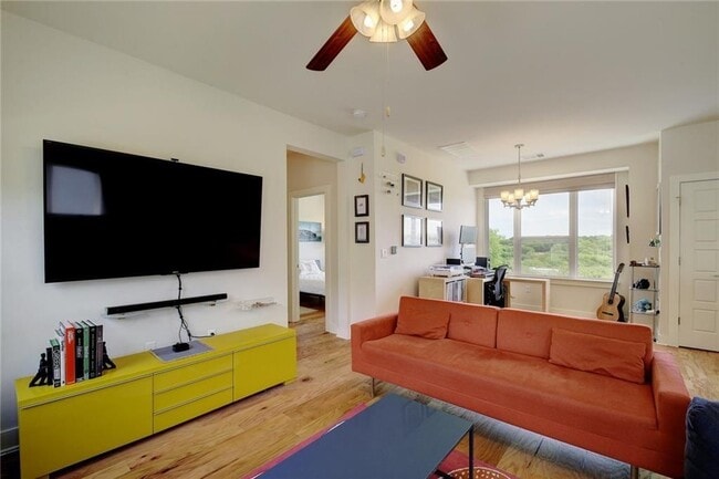 Building Photo - 3000 Pither Ln